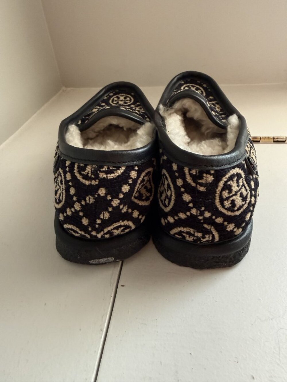 NEW Tory Burch T Monogram Buddy Shearling Loafer Black Size US 5 $298 [jb] - Picture 9 of 12
